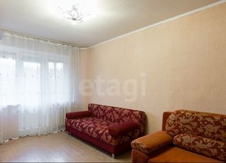 Продаю 1-ком. квартиру, 32.5 м2, Тюмень, Фабричная улица, 17