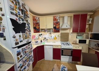 Продажа четырехкомнатной квартиры, 80 м2, Арзамас, Зелёная улица, 32