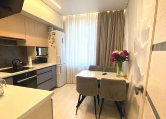 Продам двухкомнатную квартиру, 54.4 м2, Батайск, улица Максима Горького, 144