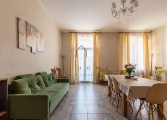 Сдаю в аренду трехкомнатную квартиру, 85 м2, Санкт-Петербург, улица Рубинштейна, 15-17