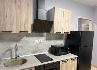 Однокомнатная квартира в аренду, 38 м2, поселок Битца, Южный бульвар, 8