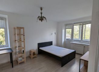 Аренда 1-ком. квартиры, 30.1 м2, Москва, Малахитовая улица, 1