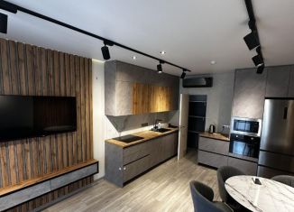 2-комнатная квартира в аренду, 70 м2, Республика Башкортостан, улица Менделеева, 1/1