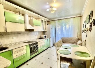 Продажа 2-ком. квартиры, 62 м2, Брянск, Гомельская улица, 34