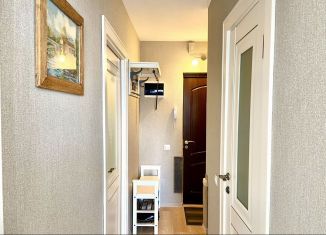 Сдаю в аренду однокомнатную квартиру, 35.1 м2, Санкт-Петербург, Варшавская улица, 79