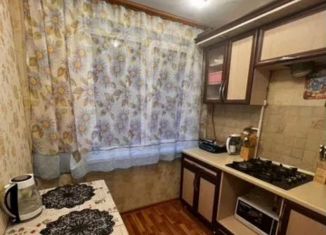 Сдаю 1-ком. квартиру, 36 м2, Старый Оскол, микрорайон Парковый, 11