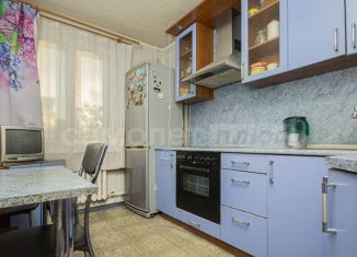 Продам 3-комнатную квартиру, 58.8 м2, деревня Ликино, деревня Ликино, 11