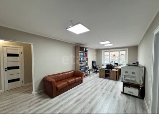 Продам трехкомнатную квартиру, 87 м2, Тюмень, улица Монтажников, 42А, ЖК Пятый квартал