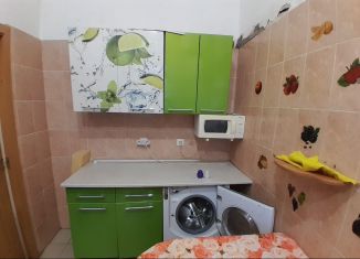 Продаю 2-комнатную квартиру, 11 м2, Батайск, Индустриальная улица, 1А