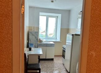 Сдам в аренду 1-ком. квартиру, 38 м2, Хабаровск, Антенная улица, 19Б