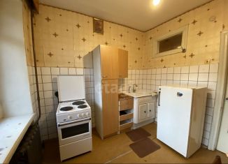 Сдается 1-ком. квартира, 39 м2, Тюмень, улица Хохрякова, 81