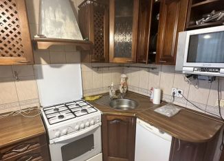 Аренда двухкомнатной квартиры, 50 м2, Колпино, Пролетарская улица, 15