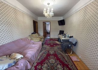 Продаю 3-комнатную квартиру, 67 м2, Махачкала, улица Ирчи Казака, 116А