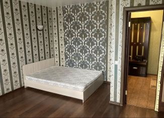 Продаю 1-ком. квартиру, 40.5 м2, Тюмень, улица Мелиораторов, 50к2