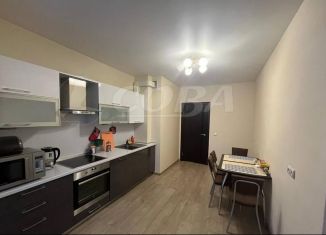 Сдается однокомнатная квартира, 49 м2, Тюмень, улица Максима Горького, 68