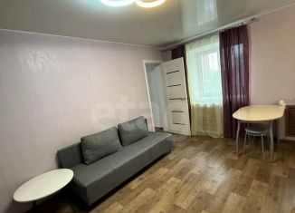 Продается 2-комнатная квартира, 46.2 м2, Тюмень, улица Александра Матросова, 27