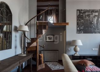 Продам 3-комнатную квартиру, 150 м2, Санкт-Петербург, Фонарный переулок, 18