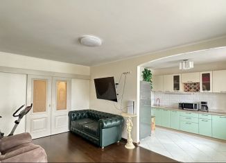 Продам 3-ком. квартиру, 77 м2, Пермь, Целинная улица, 55