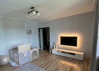 Продажа 2-ком. квартиры, 53.5 м2, Пермь, улица Макаренко, 10А