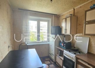 Продажа 2-ком. квартиры, 53 м2, Орёл, улица Матросова, 52