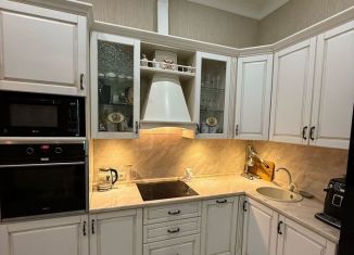 Сдаю в аренду двухкомнатную квартиру, 80 м2, Сочи, Первомайская улица, 19