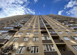 Продажа 2-ком. квартиры, 51 м2, Краснодар, улица Петра Метальникова, 36, ЖК Лучший