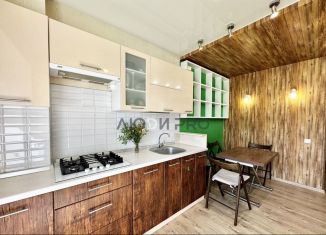 Продам 1-комнатную квартиру, 38 м2, Киров, Молчановская улица, 8