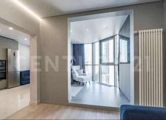 Продаю 2-ком. квартиру, 70.8 м2, Санкт-Петербург, улица Оптиков, 37