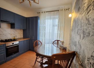 Продажа 2-ком. квартиры, 55.2 м2, Ставрополь, улица Тухачевского, 23/4