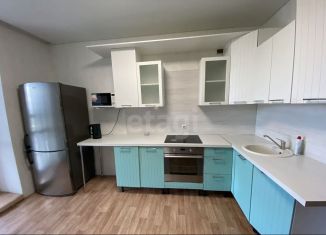 Сдается двухкомнатная квартира, 63 м2, Тюмень, Полевая улица, 105к1