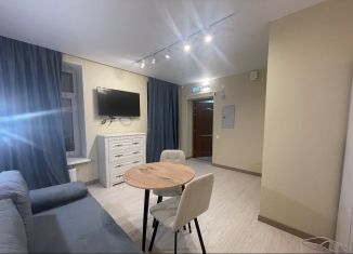 Сдается 2-комнатная квартира, 38 м2, Санкт-Петербург, 8-я линия Васильевского острова, 61Б