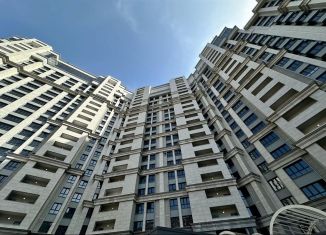 Продам 2-ком. квартиру, 68.9 м2, Краснодар, Школьная улица, 1