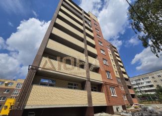 Продам 2-ком. квартиру, 72 м2, Кострома, Центральный район, 7-й Окружной проезд