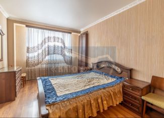 Продается 2-комнатная квартира, 74 м2, Подольск, улица Свердлова, 32к1