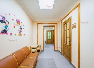 Сдаю офис, 328 м2, Екатеринбург, Уральская улица, 52/2