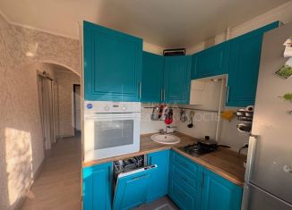 Продается двухкомнатная квартира, 43.5 м2, Тюмень, Ленинский округ, проезд Геологоразведчиков, 22