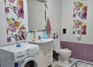 Двухкомнатная квартира в аренду, 55 м2, Крым, улица Полупанова, 27