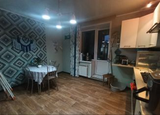 Продаю 2-ком. квартиру, 65.8 м2, Казань, улица Салиха Батыева