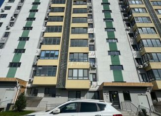 Продаю 1-ком. квартиру, 37.7 м2, Крым, улица 51-й Армии