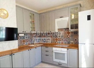 Продаю 3-ком. квартиру, 76.9 м2, Курск, проспект Анатолия Дериглазова, 83