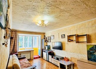 Продается 2-комнатная квартира, 44.9 м2, Казань, улица Серова, 37