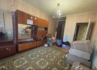 Продаю 2-комнатную квартиру, 44 м2, Челябинск, улица Гончаренко, 86