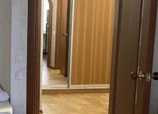 Продается 1-комнатная квартира, 40 м2, Тольятти, улица 40 лет Победы, 7