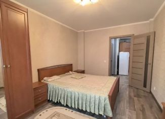 Сдаю 2-ком. квартиру, 61.2 м2, Липецк, улица С.С. Бехтеева, 9