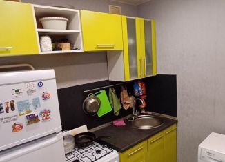 Сдаю 2-ком. квартиру, 46 м2, Ярославль, улица Чехова, 9