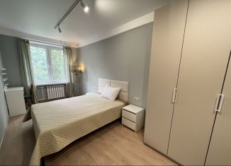 Сдается двухкомнатная квартира, 45 м2, Санкт-Петербург, улица Партизана Германа, 10к2, метро Юго-Западная