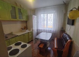 Сдам в аренду четырехкомнатную квартиру, 68 м2, Тобольск, микрорайон 7А, 38В