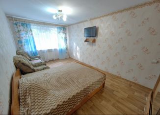 Сдается в аренду трехкомнатная квартира, 60 м2, Ивановская область, 2-я Фабричная улица, 2