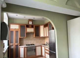 Сдача в аренду 1-ком. квартиры, 35 м2, Москва, Варшавское шоссе, 10к1