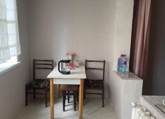 Сдается 3-ком. квартира, 62 м2, Махачкала, улица Агасиева, 23